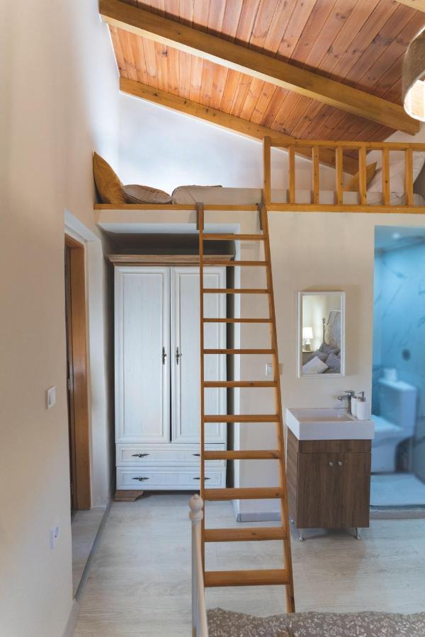 Ampelos Cretan Villa - Private Pool & Heated Ozone Jacuzzi Yerolakkos ภายนอก รูปภาพ